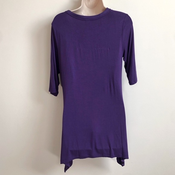 🆕 Purple shark bite hem v neck tunic top - Picture 2 of 8